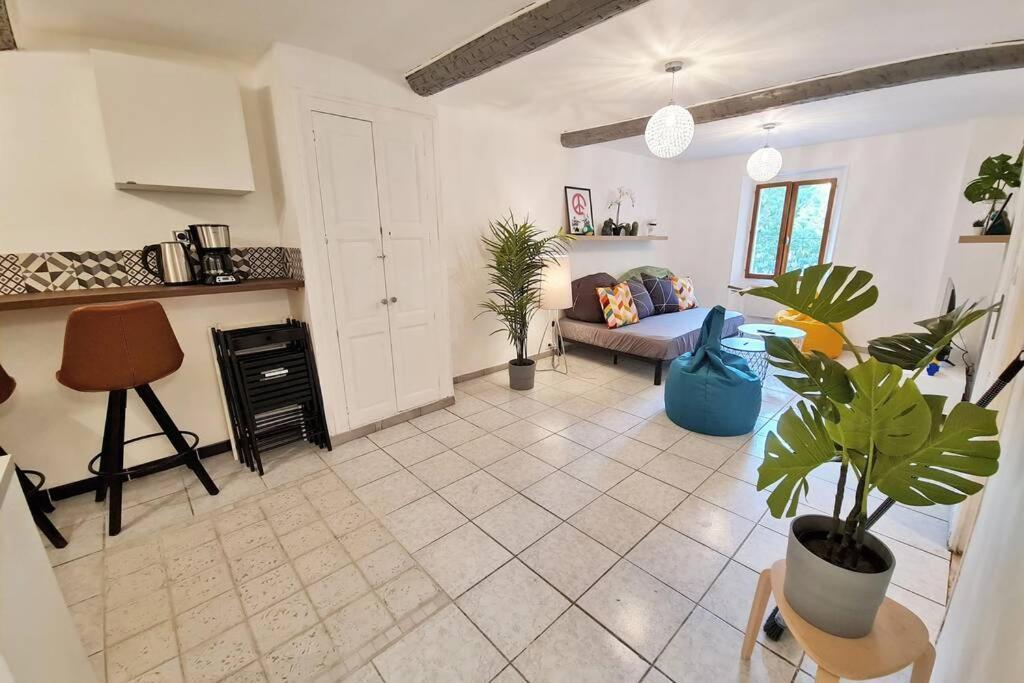 GregBnb - T2 Design 42m² - Toulon Est - Wifi Fibre Exterior foto