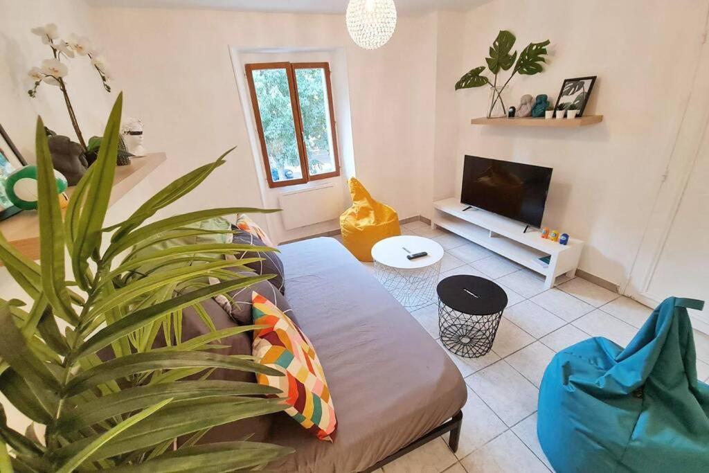 GregBnb - T2 Design 42m² - Toulon Est - Wifi Fibre Exterior foto
